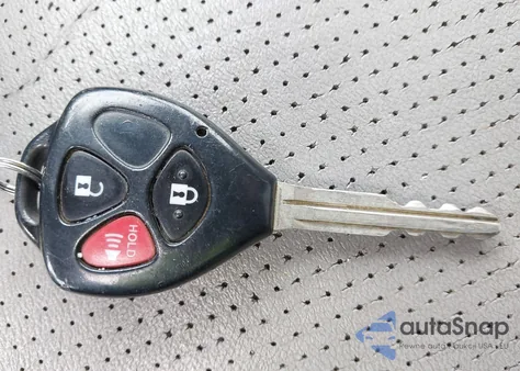 2008 Toyota Rav4 Limited z USA, uszkodzony, nr VIN JTMBD31V485211211